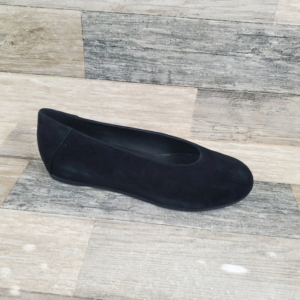 Eileen Fisher UNA 2‎ Womens Flats Sz 7.5 M Comfort Black Suede Slip-On Shoes